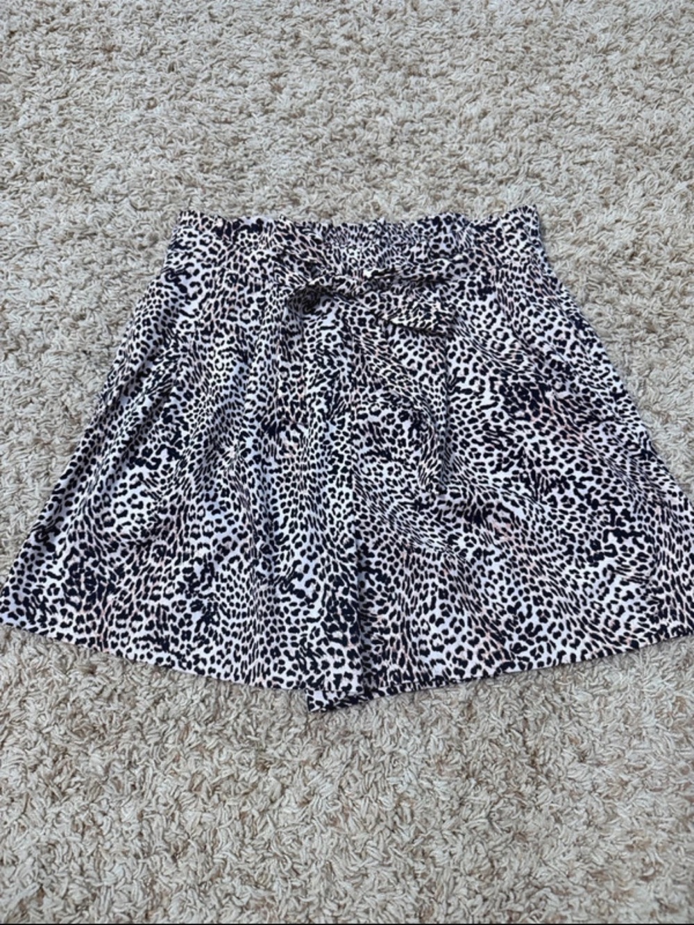 Worthington Black & White Leopard Print Skort Shorts